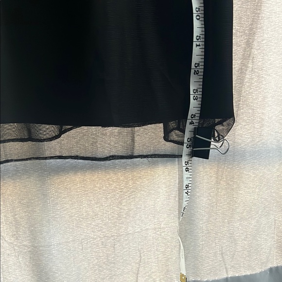 Adrianna Papell Evening Black and Red Sleeveless Beaded Floral Gown Size 6P EUC - Picture 9 of 12